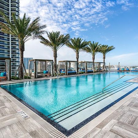 Luxurious Hyde Resort Apartments Hollywood Zewnętrze zdjęcie